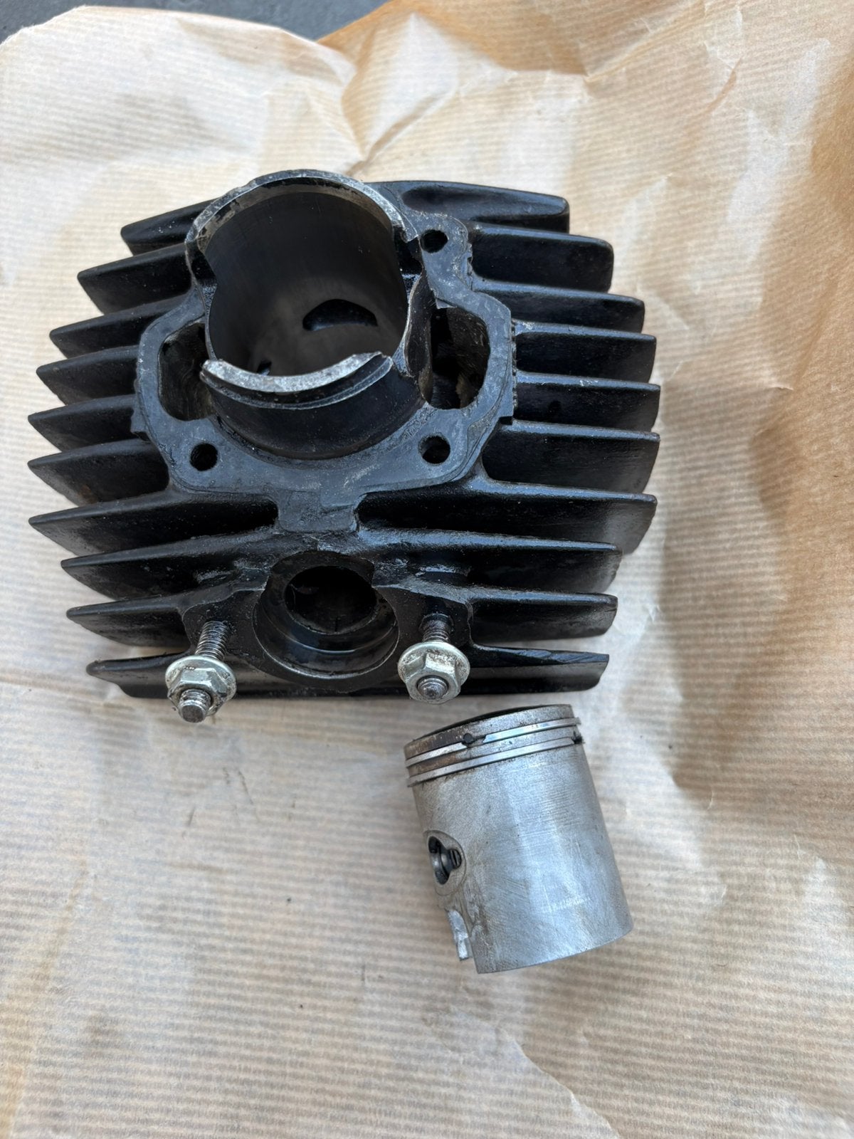 honda camino px originele H2 kl a cilinder, Fietsen en Brommers, Ophalen of Verzenden, Gebruikt, Cilinder