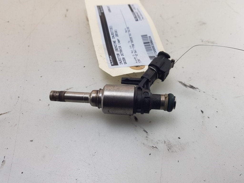 INJECTOR BRANDSTOF Skoda Octavia Combi (5EAC), Dhr. J. Ham, Gebruikt, Administratie@autoham.nl, Skoda