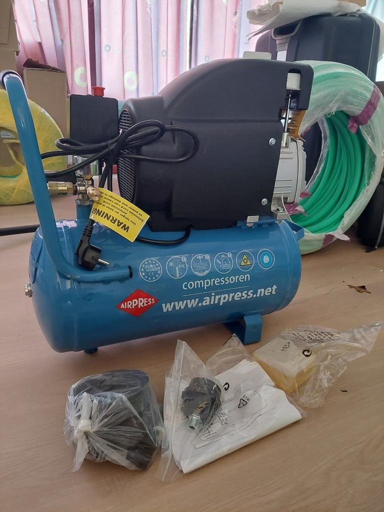 Airpress piston compressor HL 310-25 - NIEUW, Doe-het-zelf en Bouw, Ophalen