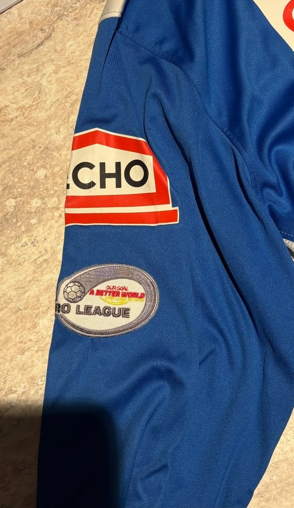 KRC Genk Match Shirt Ogunjimi 31 - "A Better World" (2010), Collections, Enlèvement ou Envoi, Comme neuf, Maillot