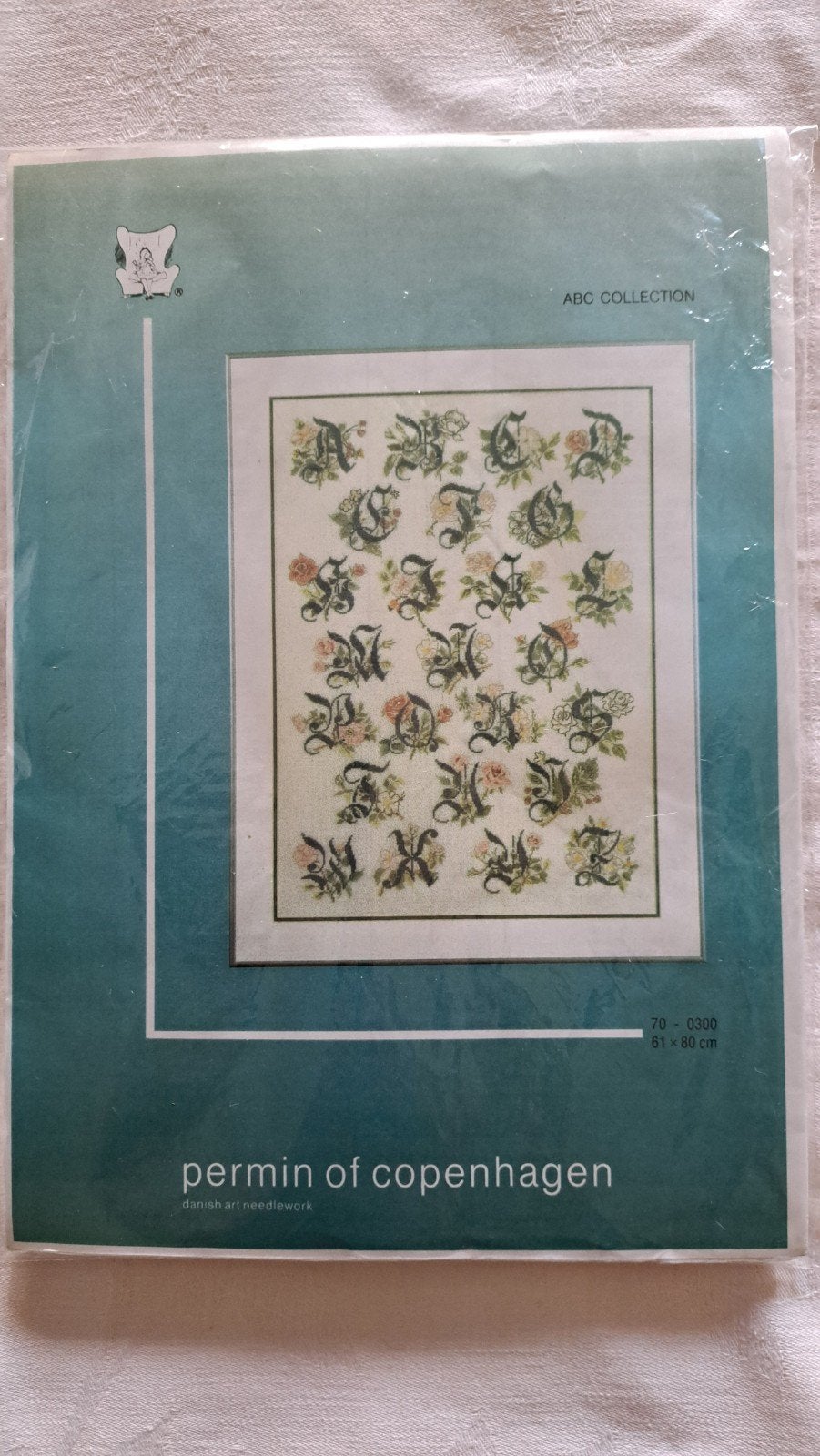 Nouveau kit de broderie Permin of Copenhagen (image florale), Hobby & Loisirs créatifs, Enlèvement ou Envoi, Neuf, Broderies à la main