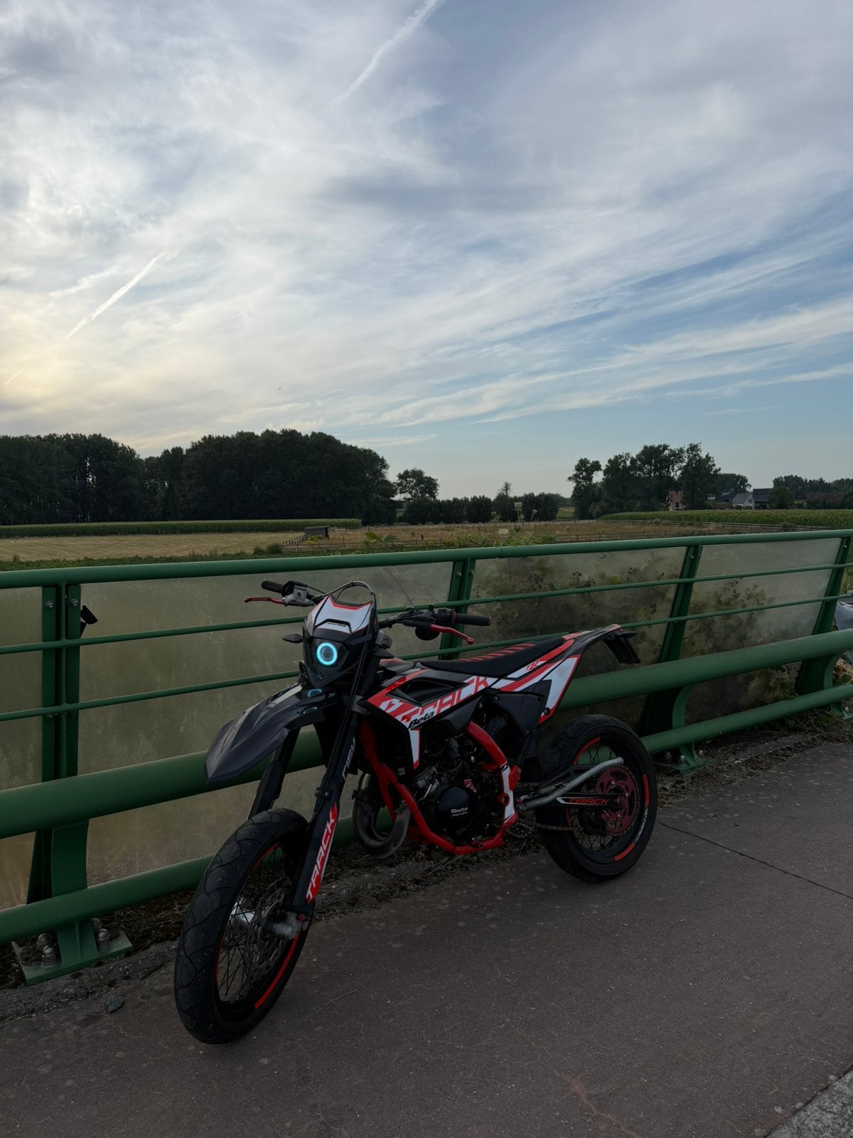 Beta Track 2023, Enlèvement, Comme neuf