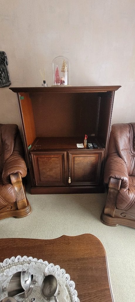 TV kast notelaar, Ophalen, Gebruikt, 100 tot 150 cm, 100 tot 150 cm