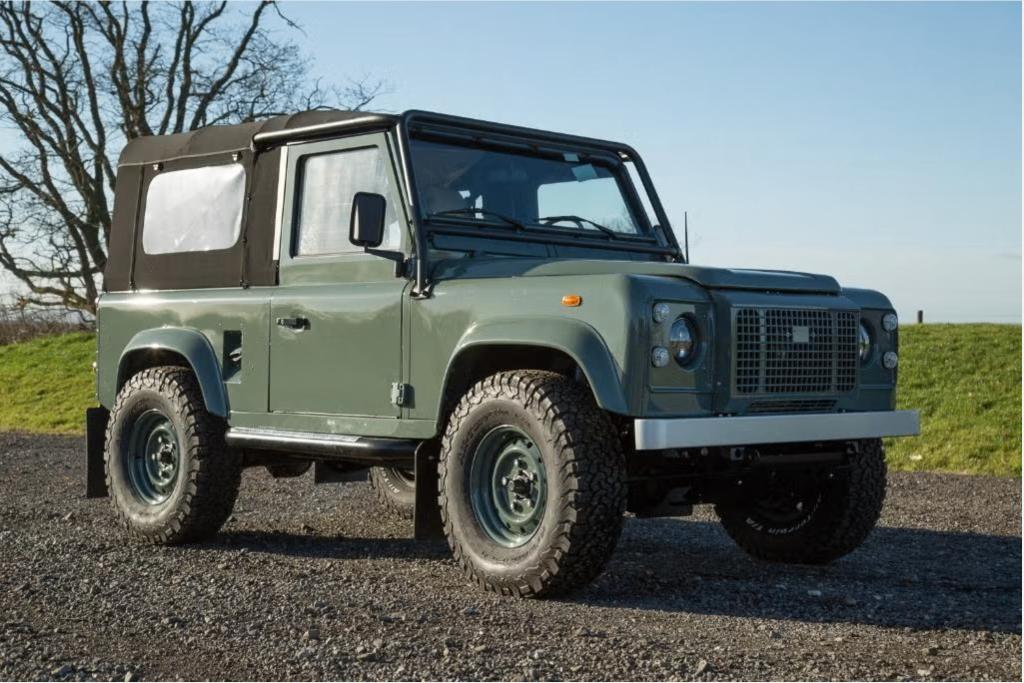 ‼️RECHERCHÉ‼️LAND ROVER DEFENDER 90 110 3.5 V8 V 8 ESSENCE, Autos : Pièces & Accessoires, Enlèvement, Arrière, Rover