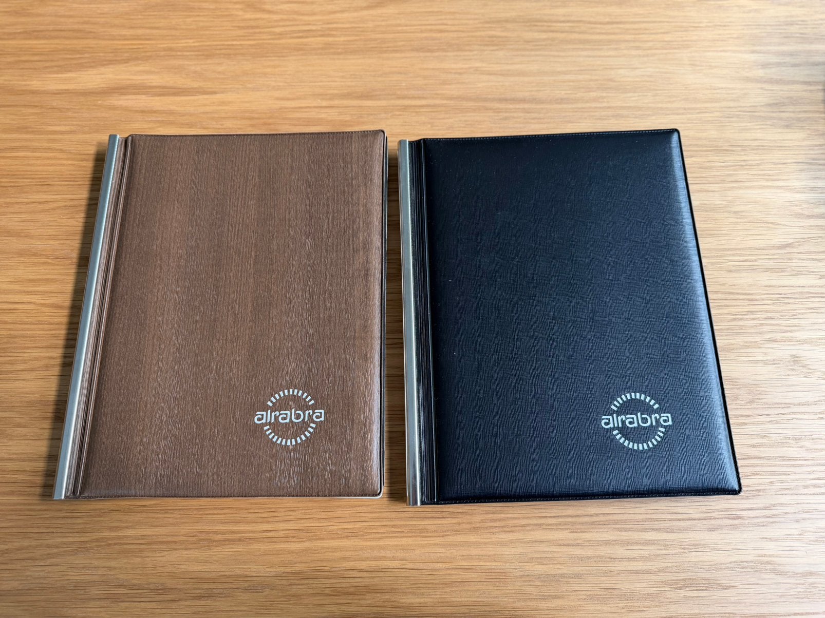 2 boeken bestempelde postzegels, Ophalen of Verzenden