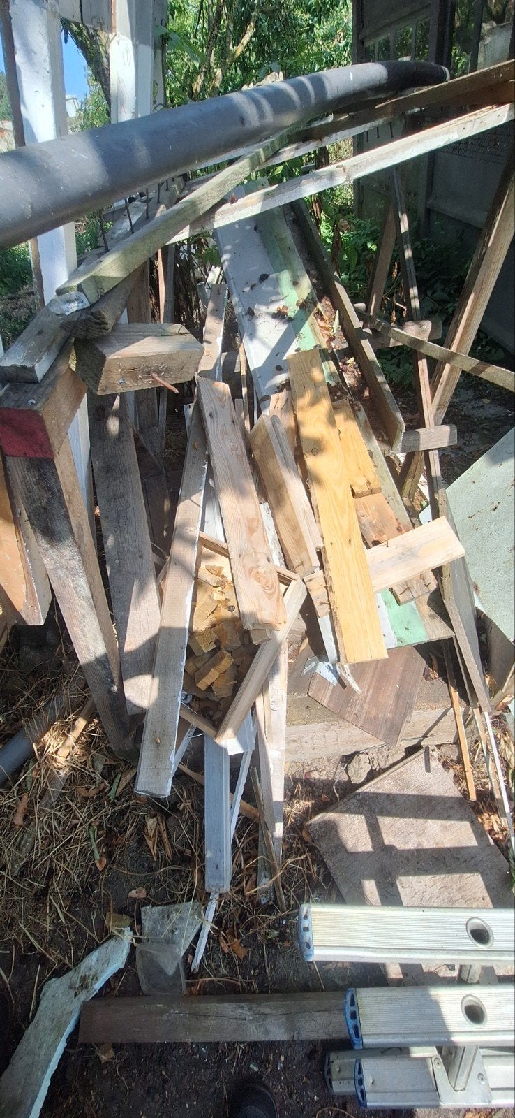 Gratis hout, Tuin en Terras, Ophalen