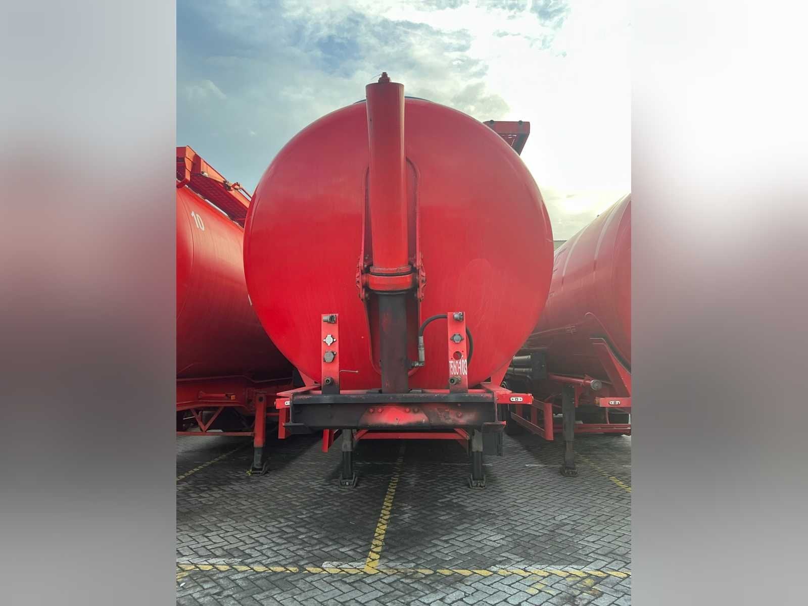 Remorque en vrac Spitzer Eurovac SK 2760 CAL 60 m3 2012, Autos, Achat, Entreprise, Autres carburants, Remorques et Semi-remorques