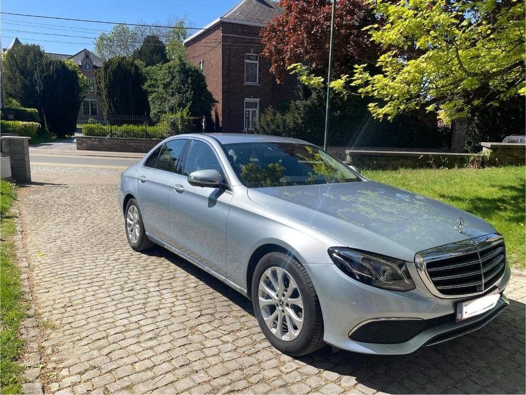 Mercedes-Benz E 200, Auto's, Automaat, 4 deurs, 4 cilinders, Leder