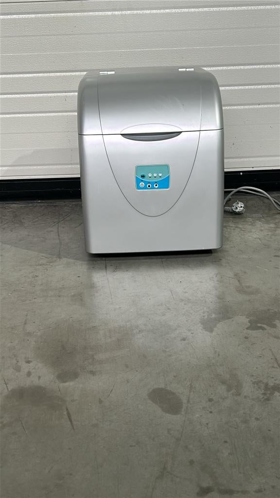 Ijsblokjes machine, Ophalen, Gebruikt, Zelfvriezend