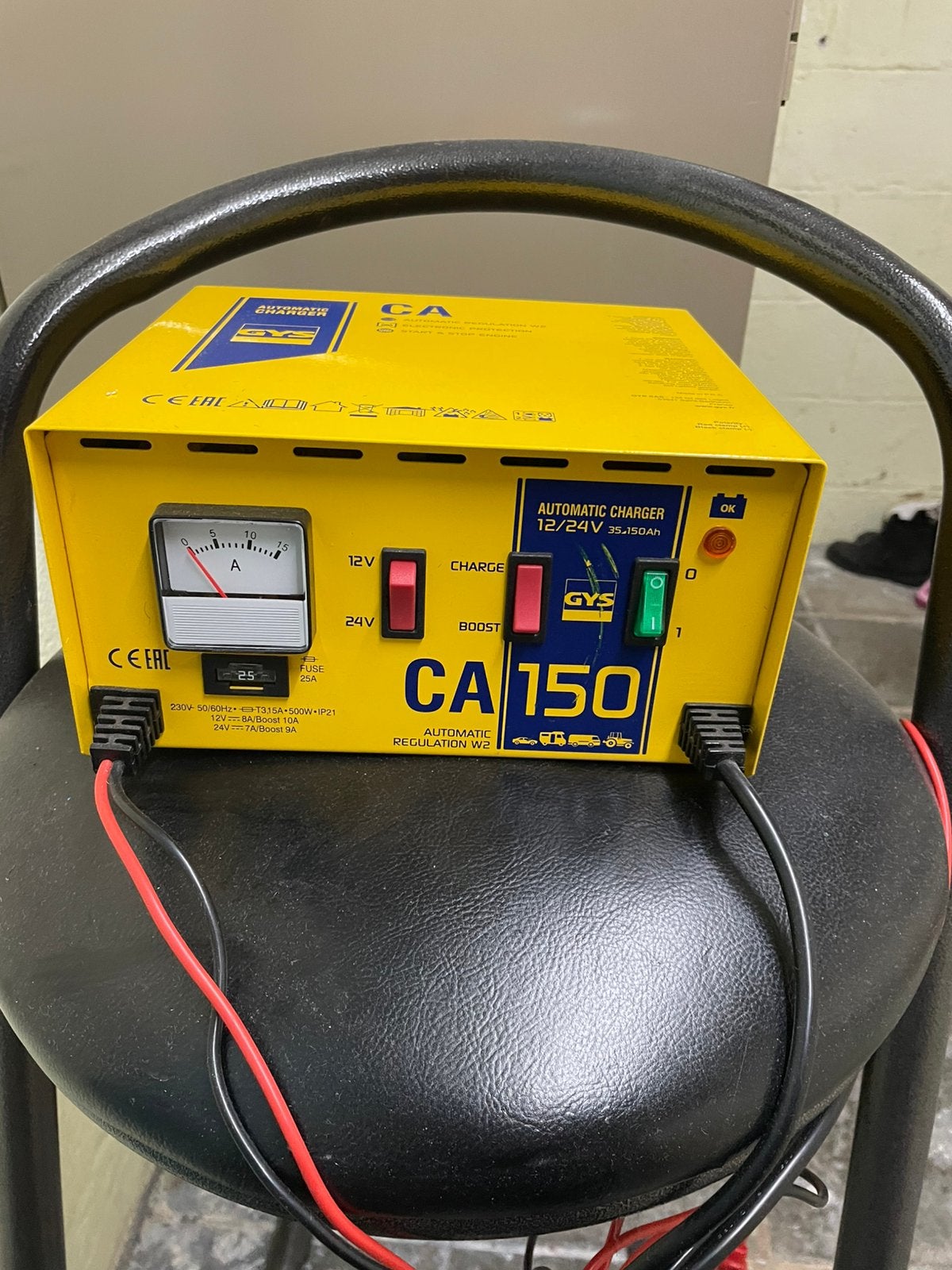 GYS  chargeur batterie, Enlèvement ou Envoi, Comme neuf
