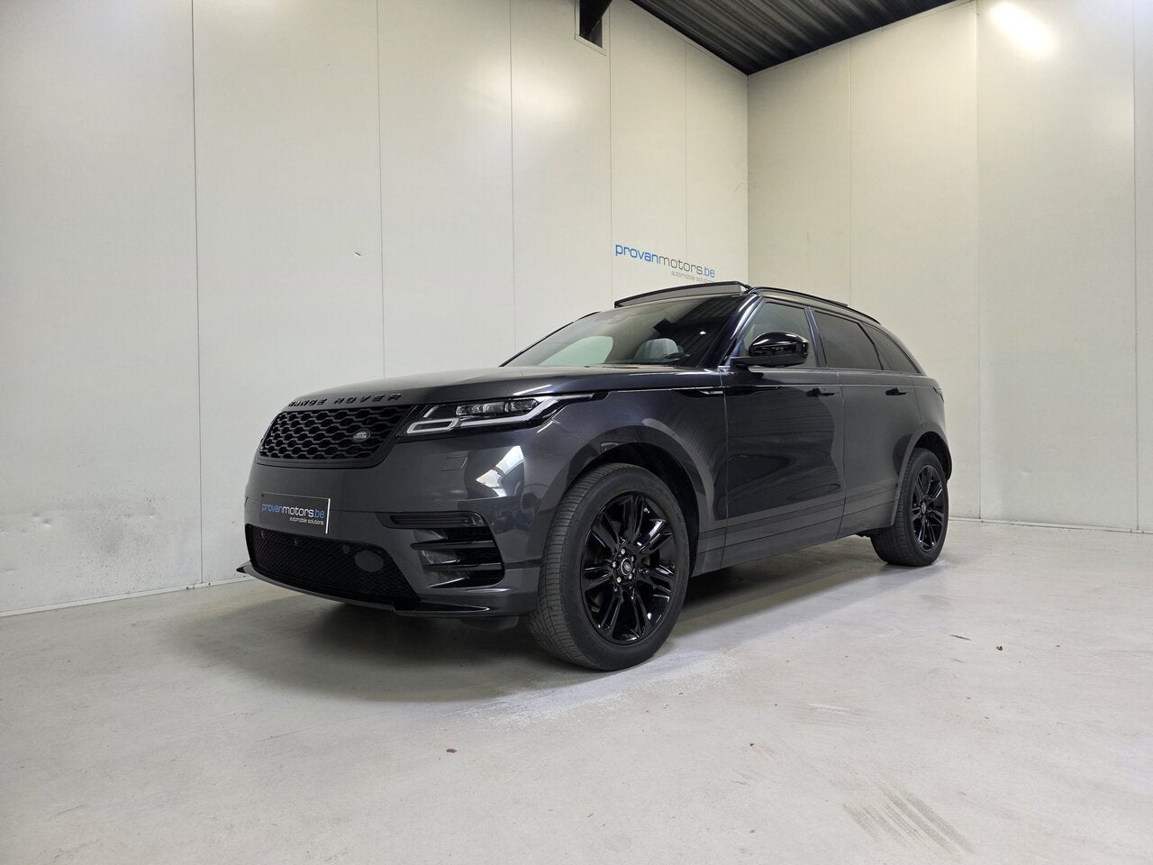 Land Rover Range Rover Velar P250 Benzine Autom. - R Rynami, Autos, Land Rover, Argent ou Gris, 0 kg, Range Rover Velar, 5 places