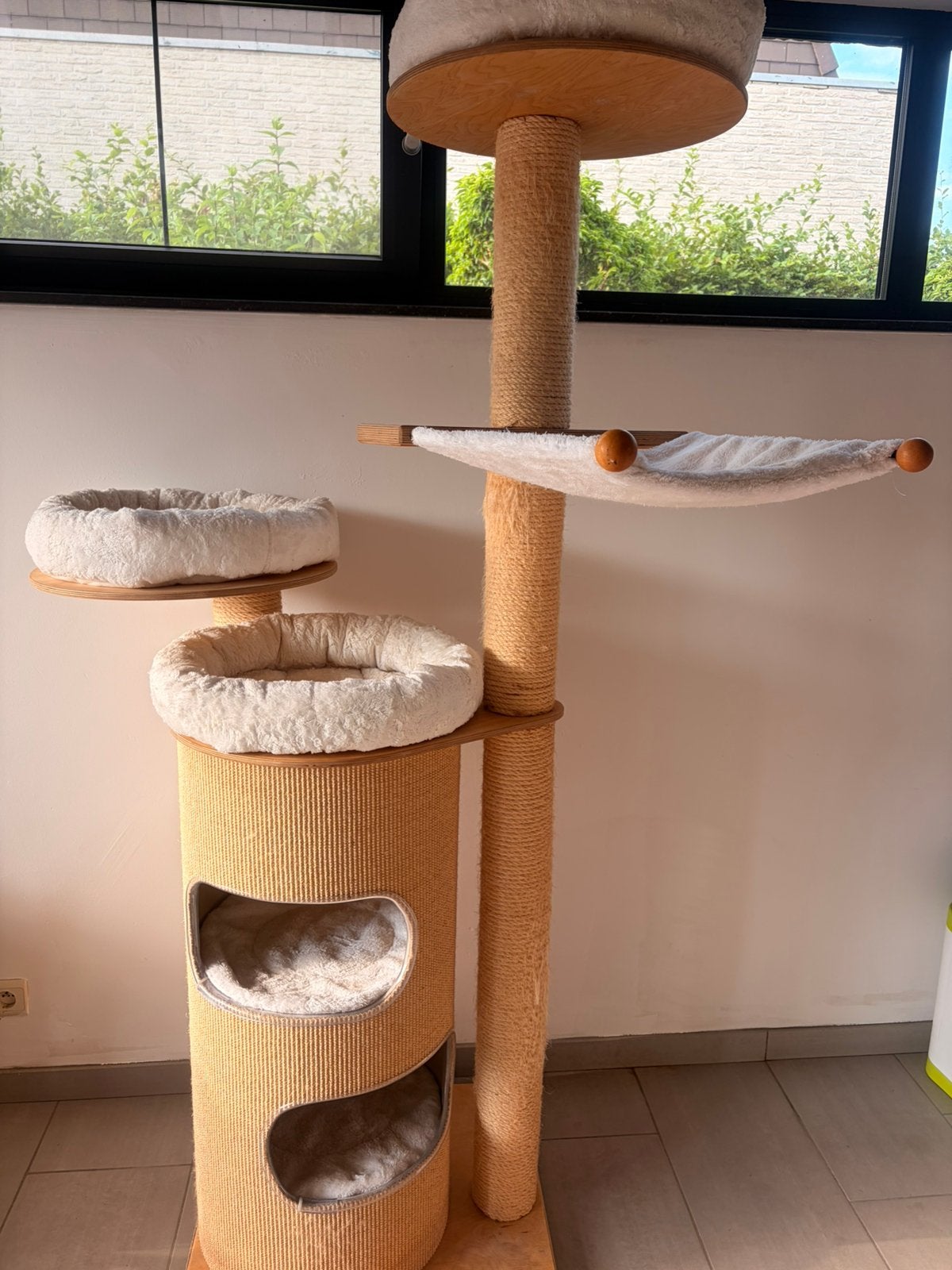 Grote luxe krabpaal / kattenboom met hangmat en ligplaatsen, Dieren en Toebehoren, Ophalen, Gebruikt, Krabpaal