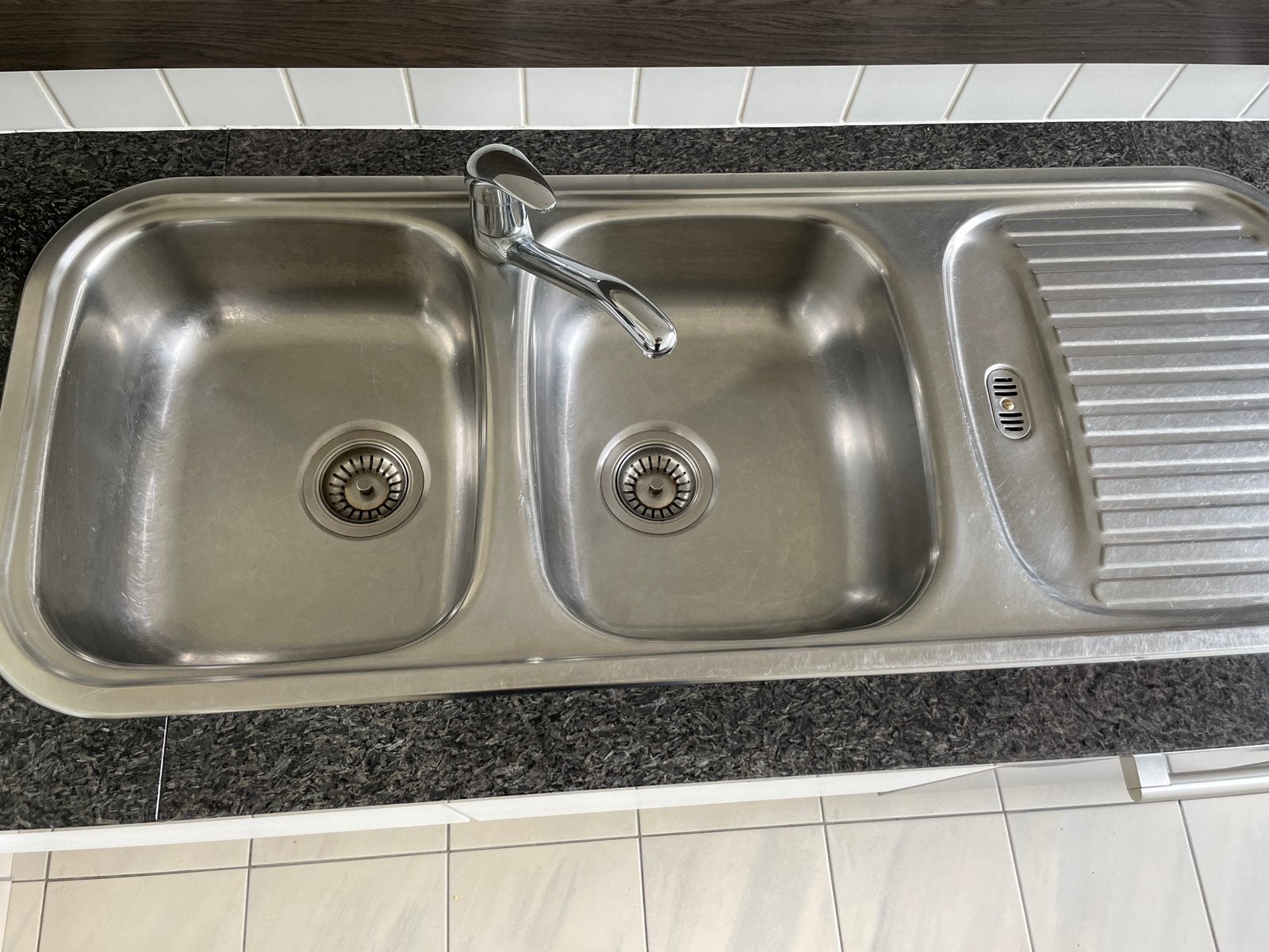 Afwasbak met kraan, Enlèvement, Comme neuf, Moins de 50 cm, 100 à 150 cm