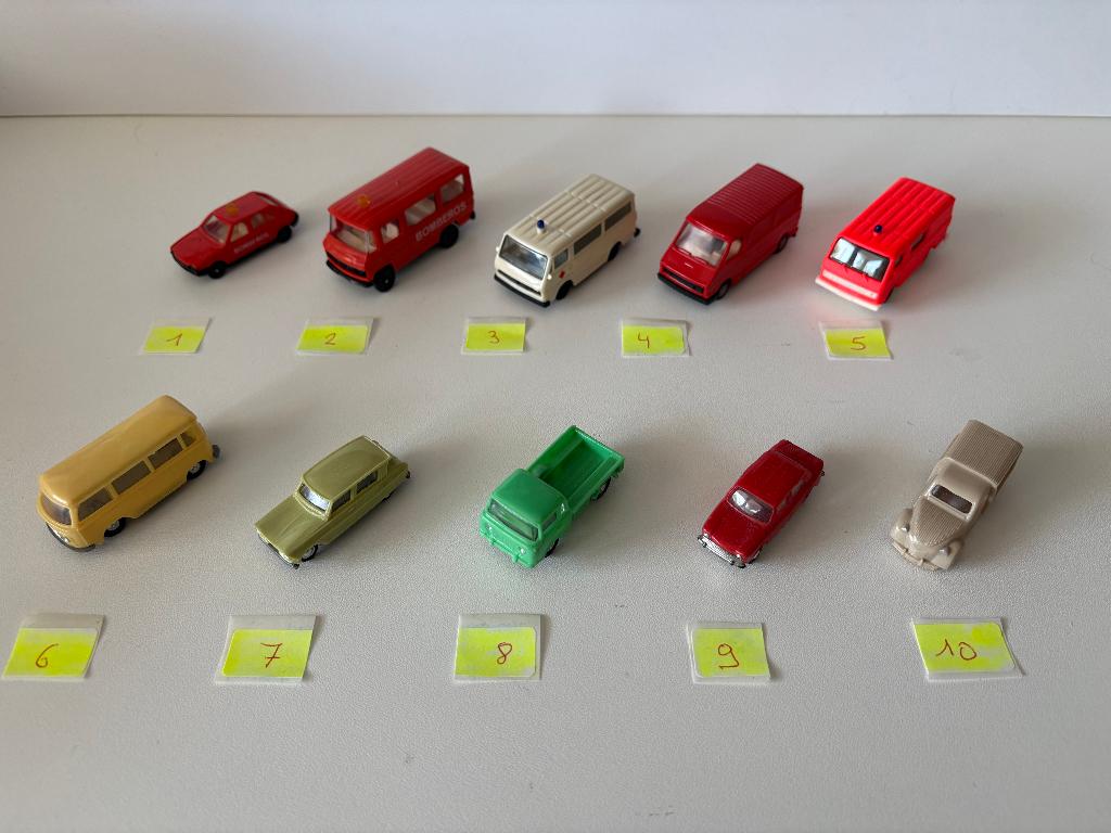 EKO - set van 10 miniatuurvoertuigen - 1/87, Verzenden, Zo goed als nieuw, Auto, Overige merken
