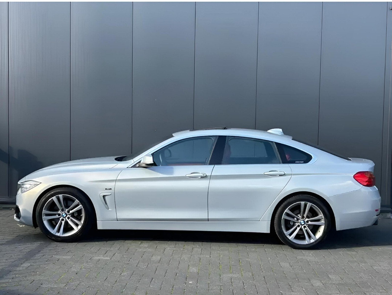 BMW  418 D GRAND COUPÉ SPORTLINE, Argent ou Gris, Achat, Euro 6, Boîte manuelle