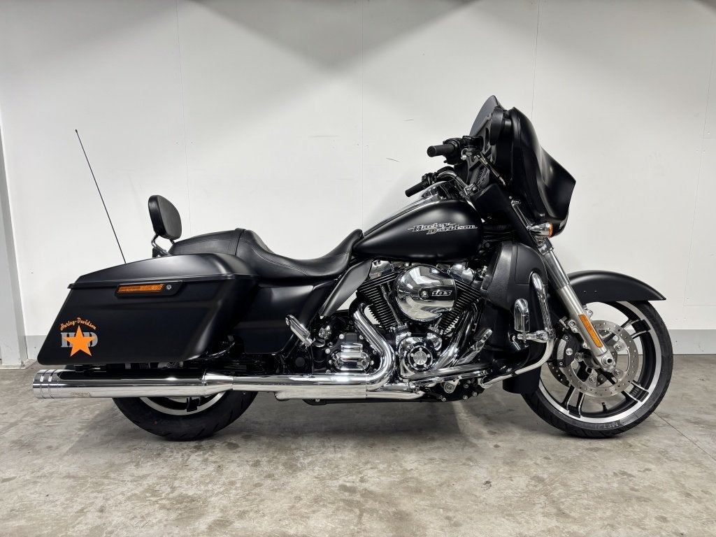 Harley-Davidson TOURING FLHX STREET GLIDE MET ELEKTRONISCH R, Motoren, Via Galileo Galilei 1
30033   Noale, IT, 1690 cc, Aprilia