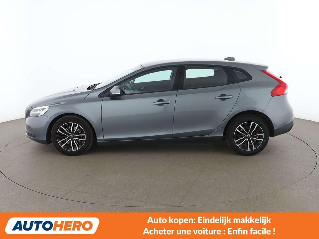 Volvo V40 2.0 T2 Momentum (année de construction 2019), Autos, Argent ou Gris, Achat, Euro 6, Cruise Control