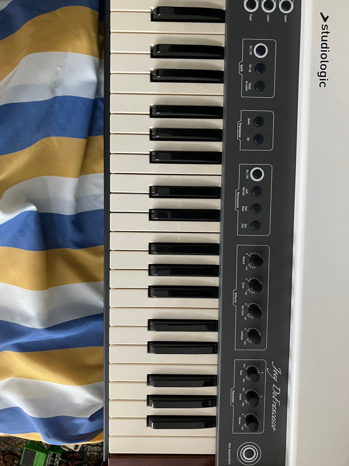 NUMA organ Joey De Francesco, Ophalen, Zo goed als nieuw