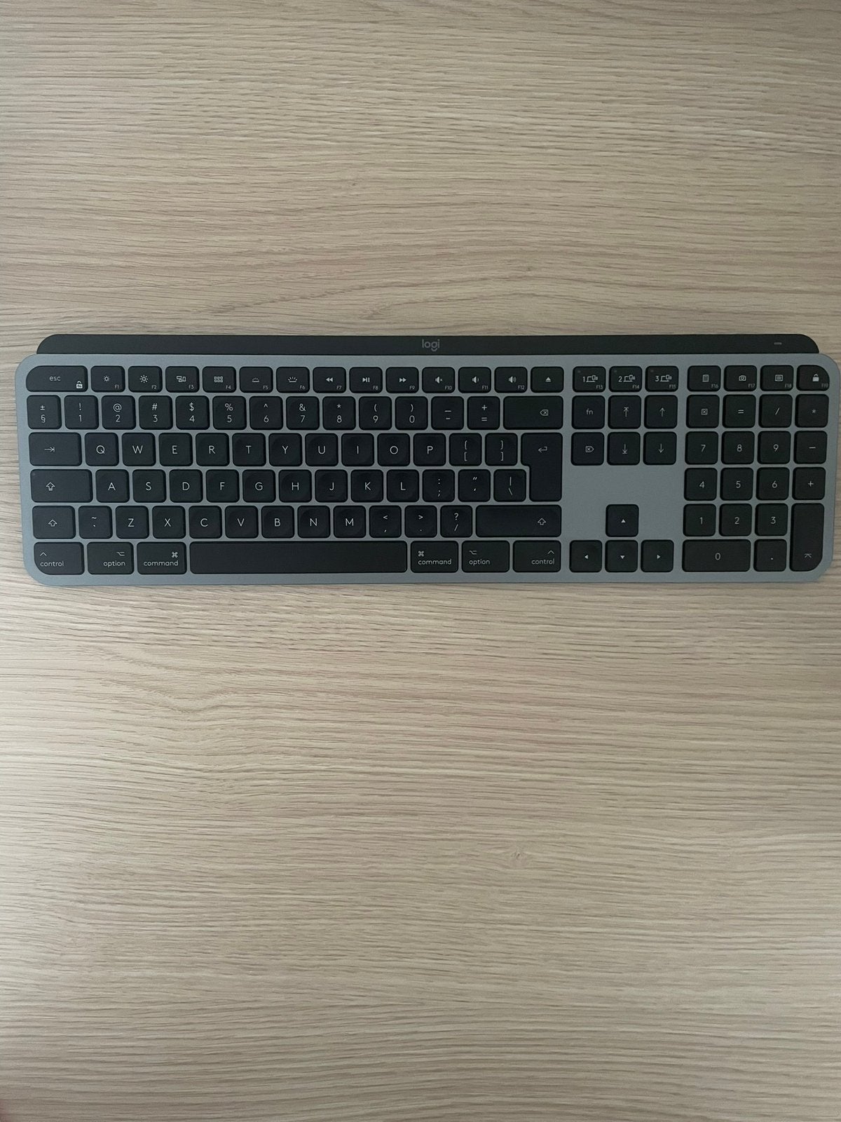Logitech mx keys for mac QWERTY, Computers en Software, Servers, Ophalen of Verzenden, Zo goed als nieuw