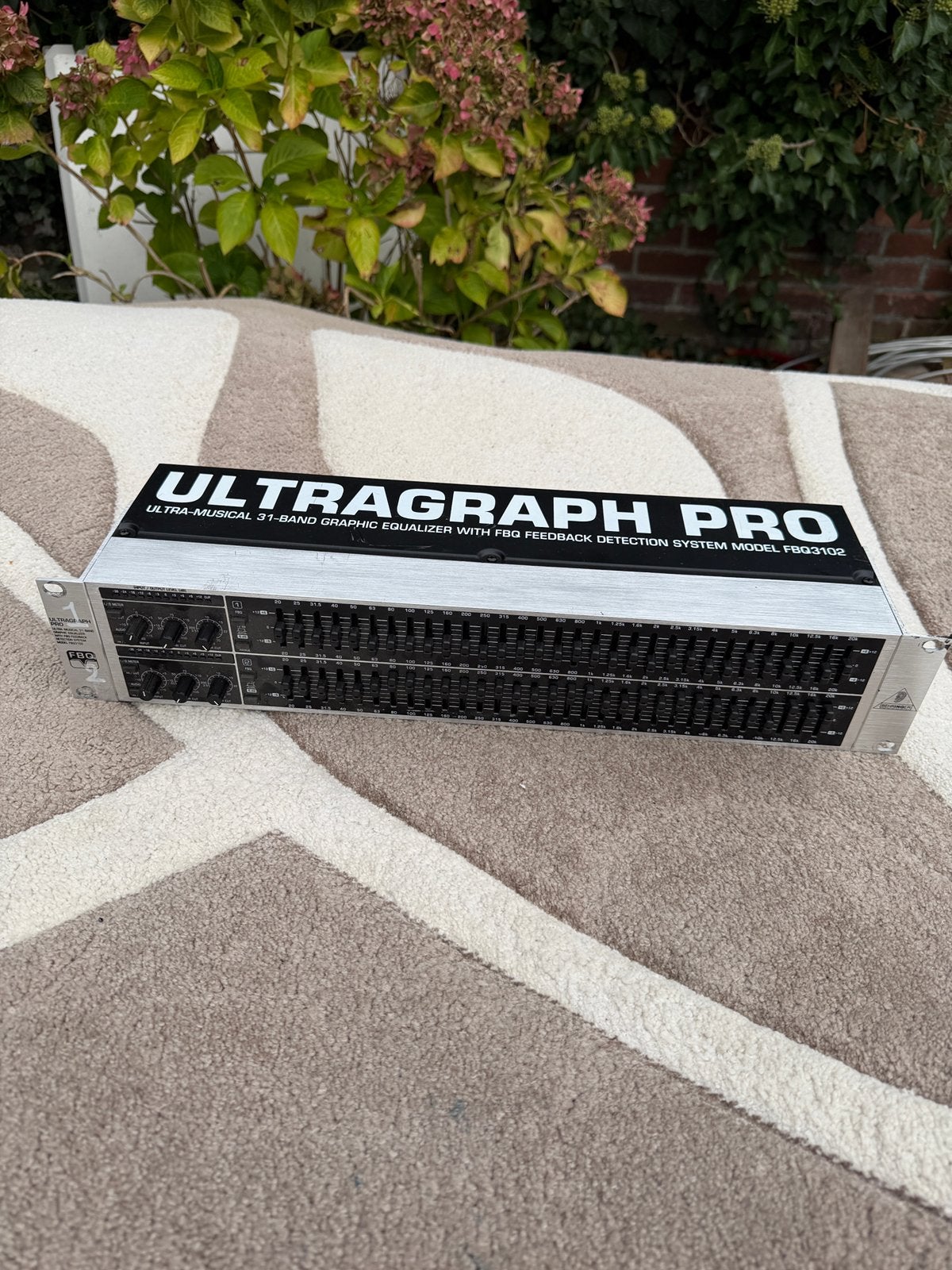 Behringer Ultragraph Pro FBQ3102 Equaliy, Ophalen of Verzenden, Zo goed als nieuw