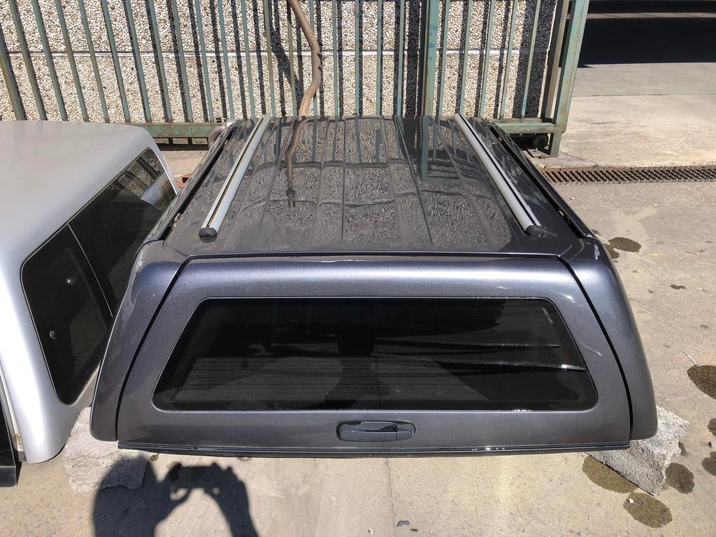Hard top toyota hilux 2017, Enlèvement, Arrière, Toyota