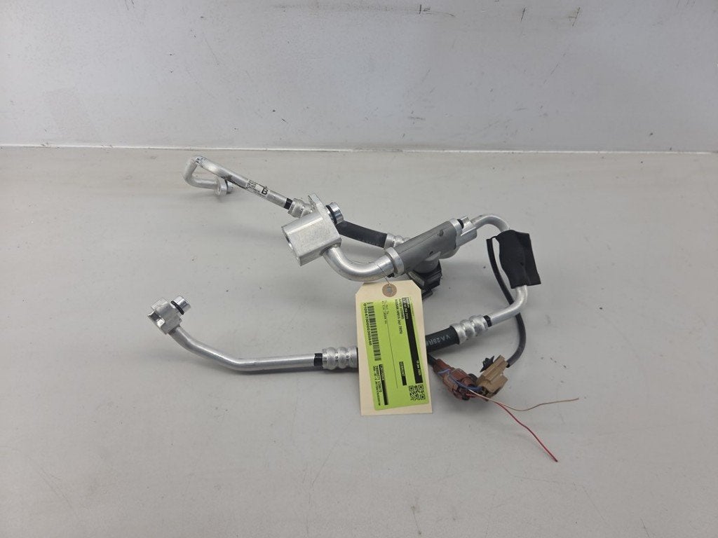 AIRCO LEIDING Nissan Ariya (FE0) (01-2020/-) (|T361766CA|), Gebruikt, Germany@nissan-services.eu, Kronenweg 38
50389  Wesseling, DE