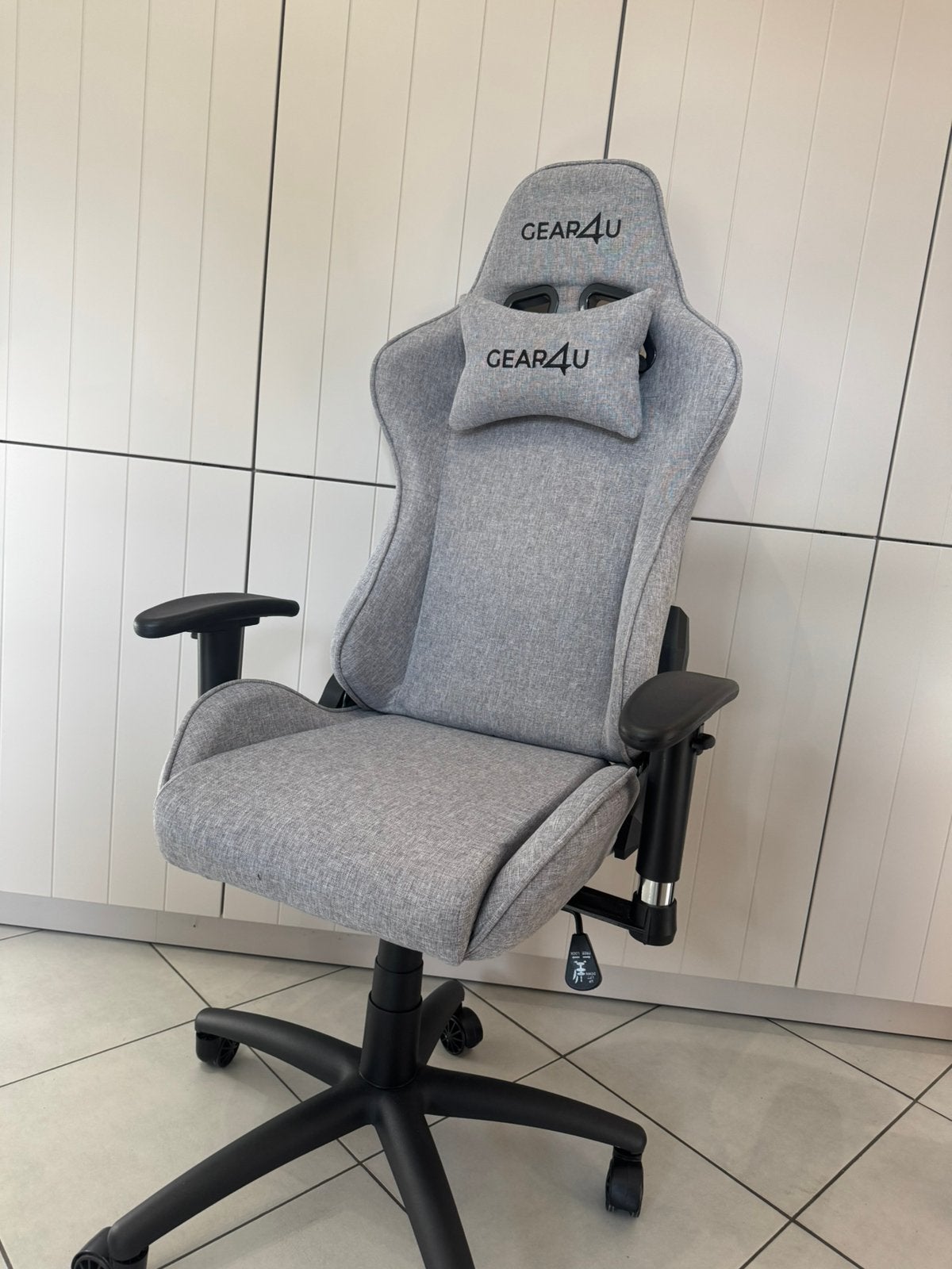 Game stoel, Huis en Inrichting, Verzenden, Zo goed als nieuw
