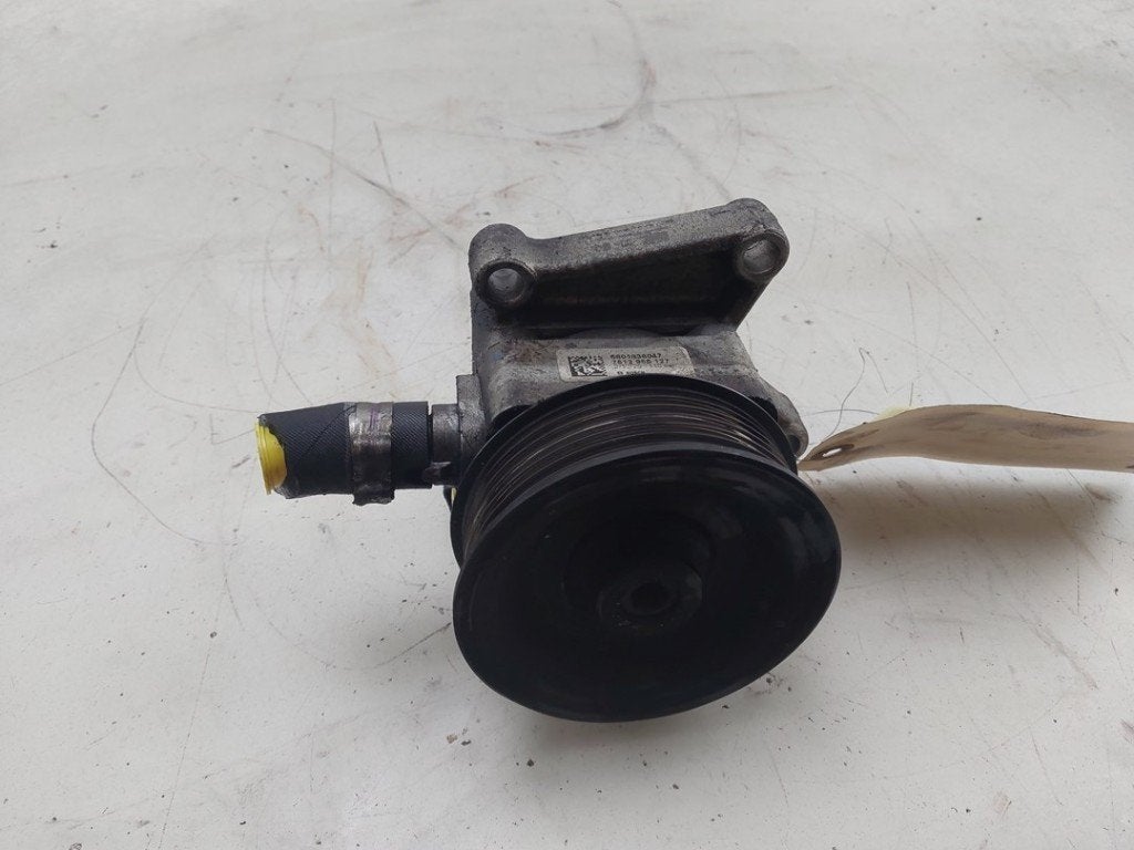 POMPE DE DIRECTION Fiat Ducato (250) (|5801836047|), Robert Bosch AG, Utilisé, Fiat, Robert-Bosch-Allee 1
74232  Abstatt, DE