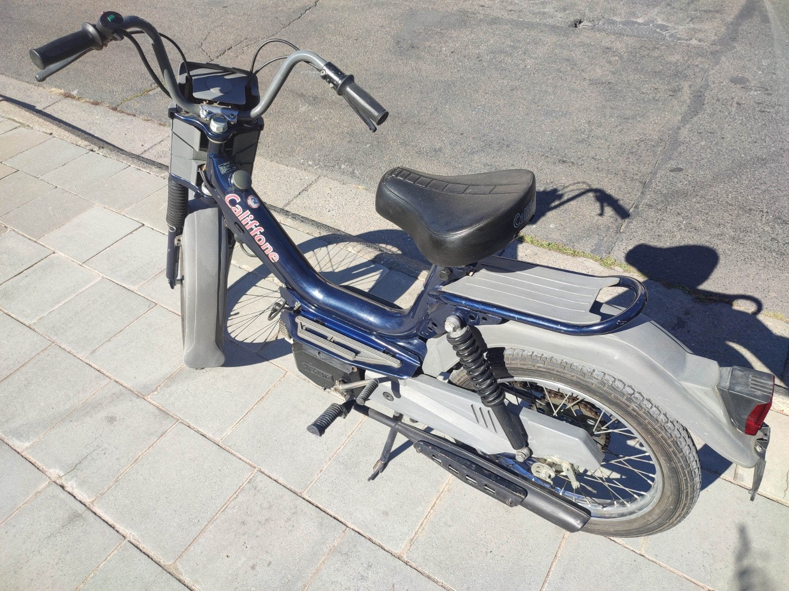 cyclomoteur rizzato califone 50cc état comme neuf, Vélos & Vélomoteurs, Autres modèles, 0 vitesses, Comme neuf, Classe B (45 km/h)