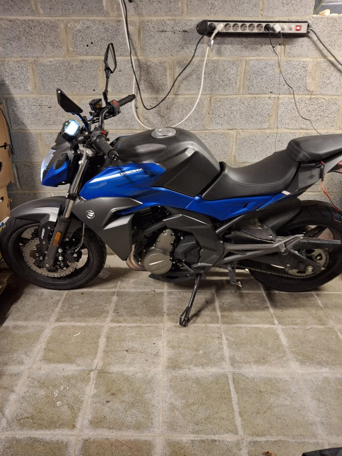 Moto CF Moto 650NK, ABS, Occasion, Plus de 35 kW, Particulier