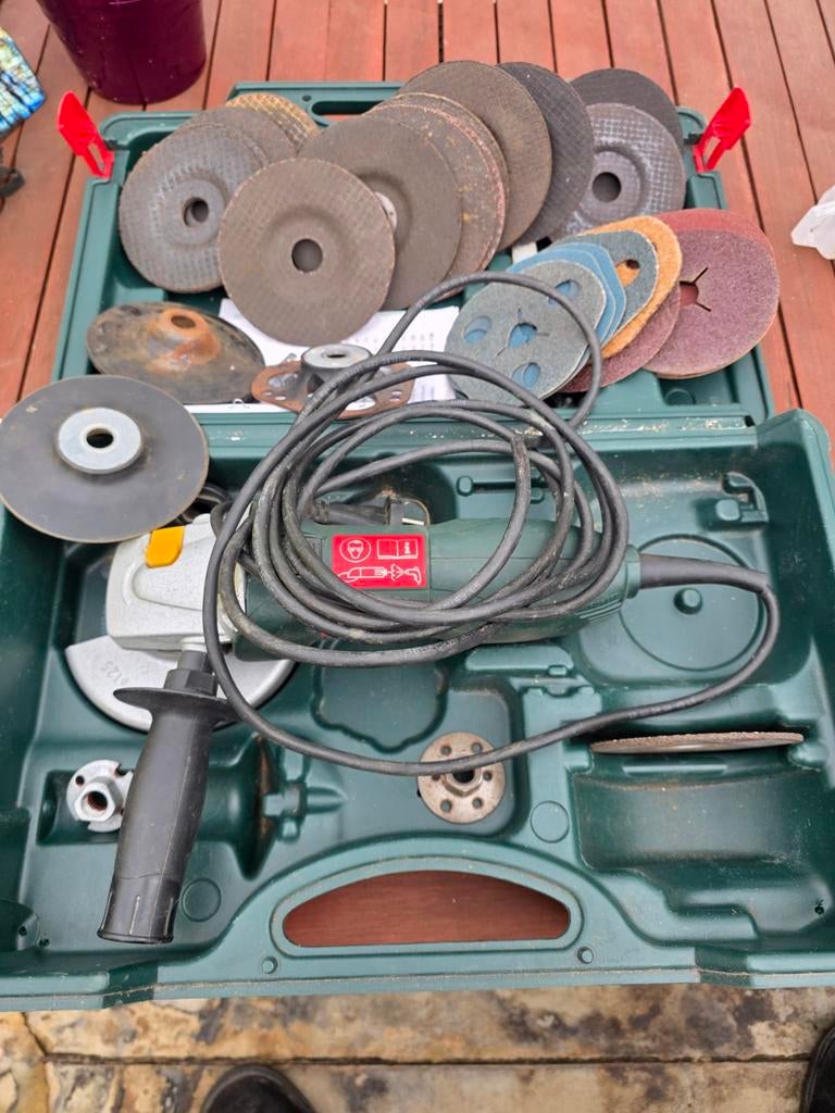 Disqueuse meuleuse Metabo, Enlèvement