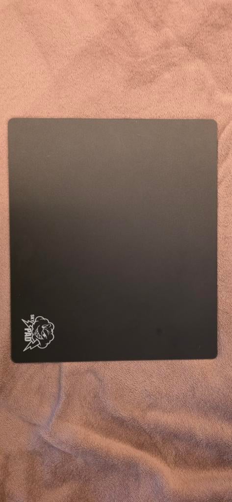 Skypad Glazen Mousepad 35x30 Gaming – Topstaat, Informatique & Logiciels, Tapis de souris, Enlèvement ou Envoi, Gaming tapis de souris