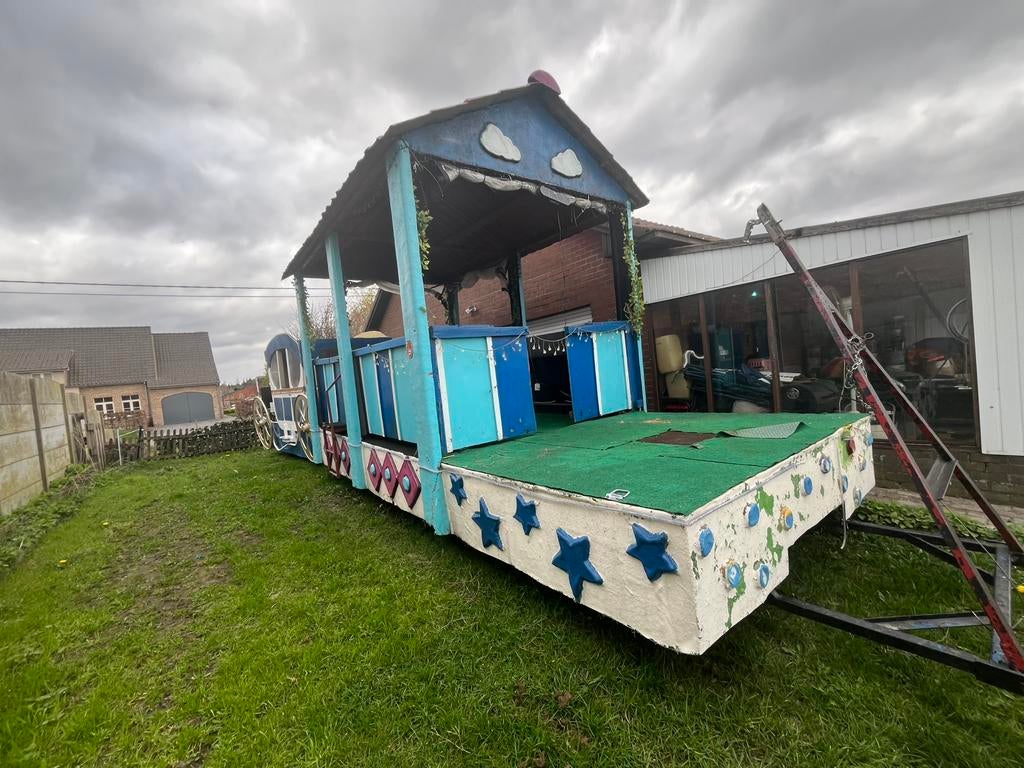 carnaval wagen groot 10 meter, Ophalen