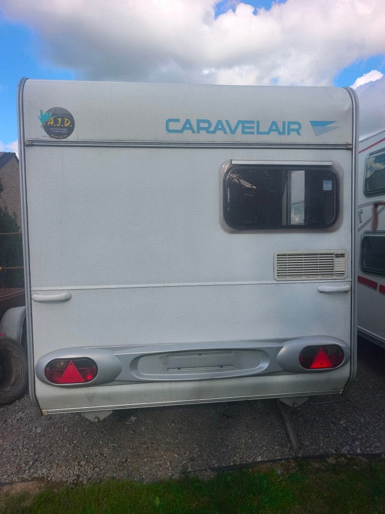 caravane, Caravanes & Camping, Jusqu'à 4, 4 à 5 mètres, 750 - 1000 kg, Particulier