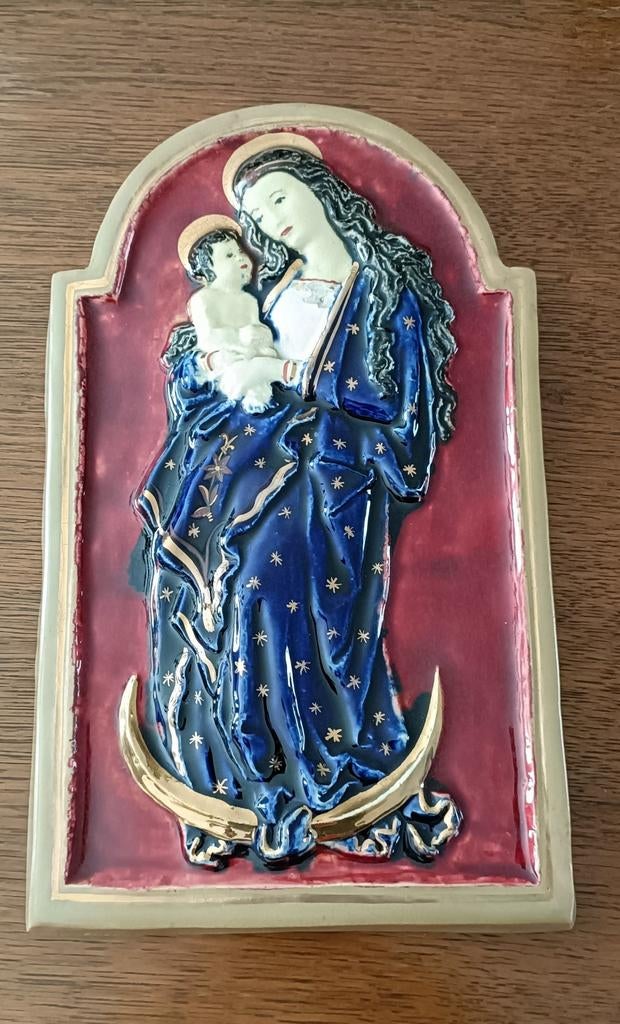 Mariabeeldje, Ophalen
