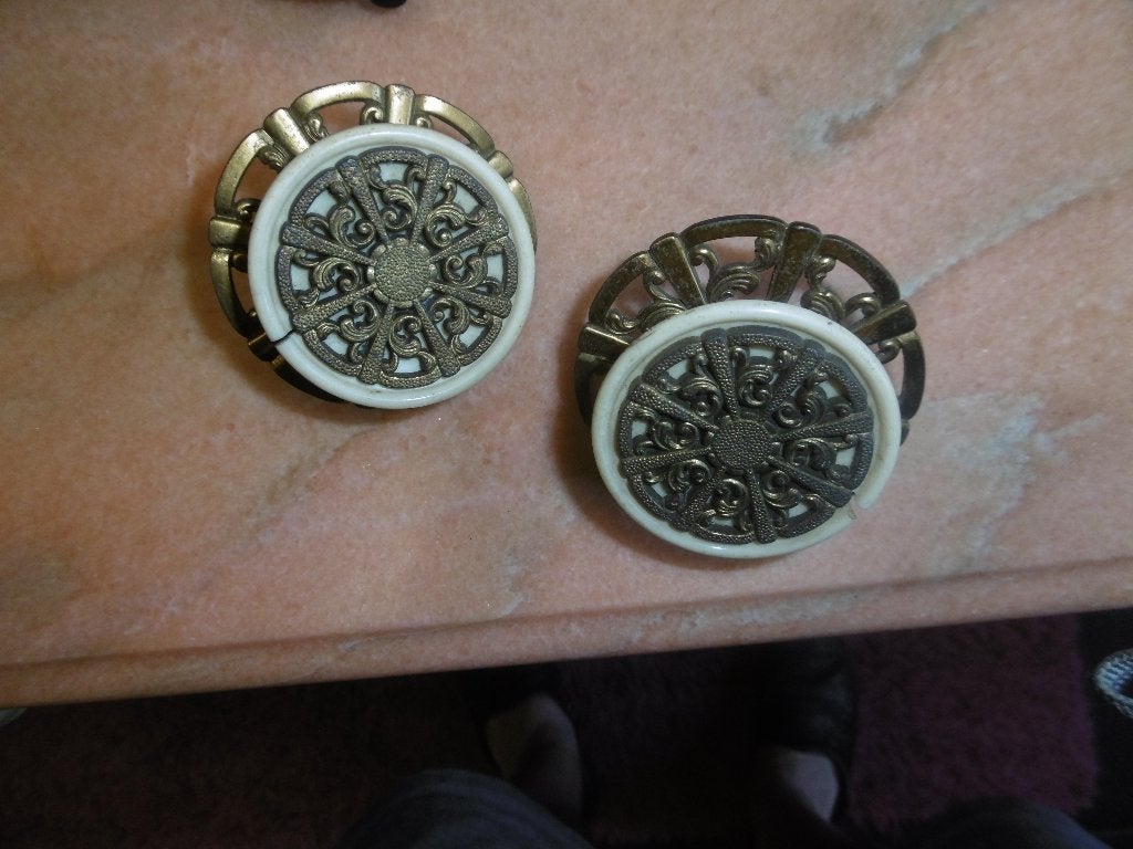 antique, 2 tirettes pour portes ou tiroirs, Enlèvement ou Envoi