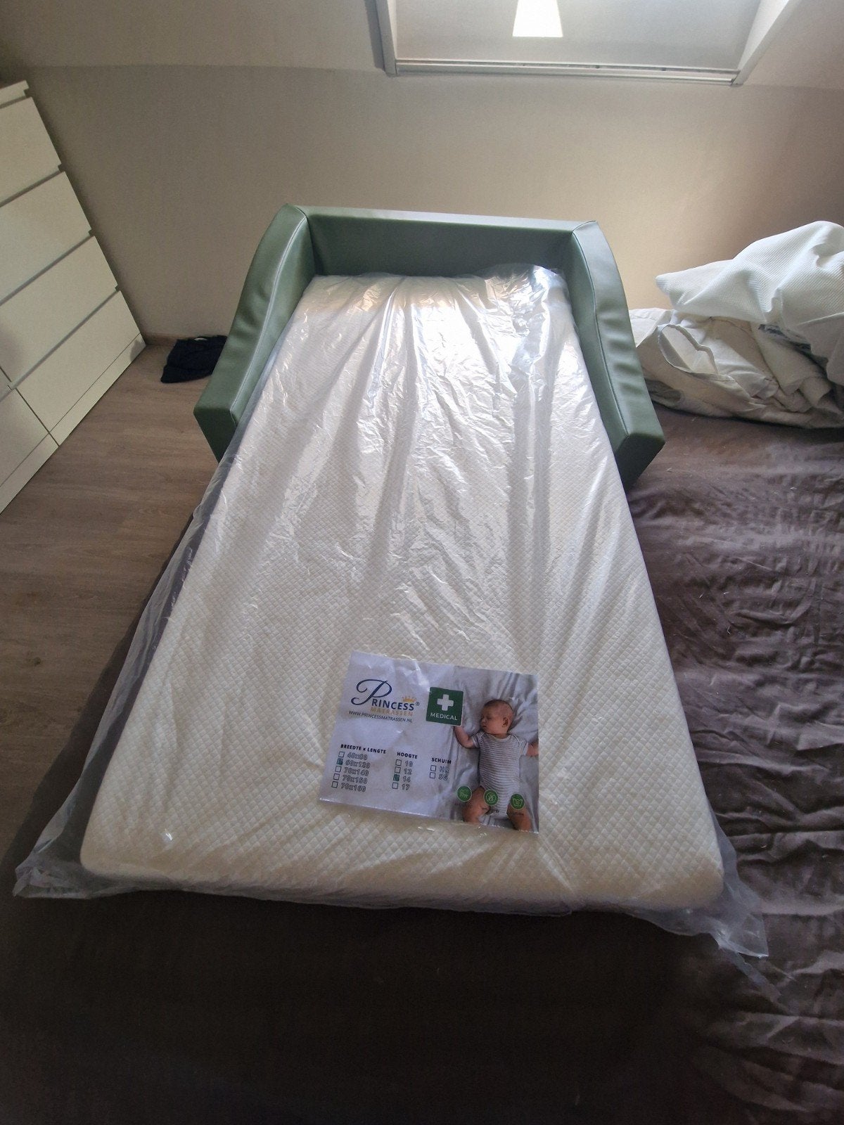 CONTOUR DE MATELAS COCON Demi-contour
WESCO + matelas, Maison & Meubles, Chambre à coucher | Matelas & Sommiers, Matelas, Enlèvement