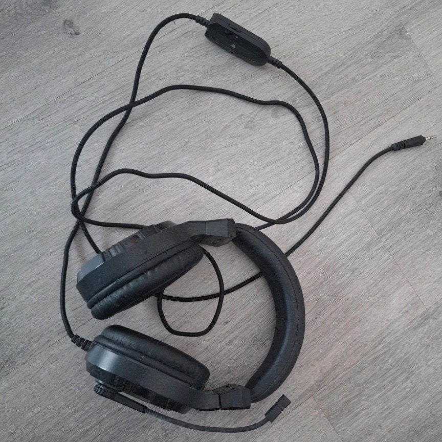 koptelefoon van bigben, TV, Hi-fi & Vidéo, Casques audio, Autres marques, Gaming, Enlèvement ou Envoi, Microphone