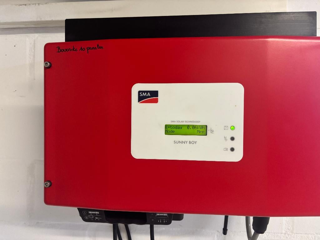 2x Omvormer voor zonnepanelen, Ophalen, Gebruikt