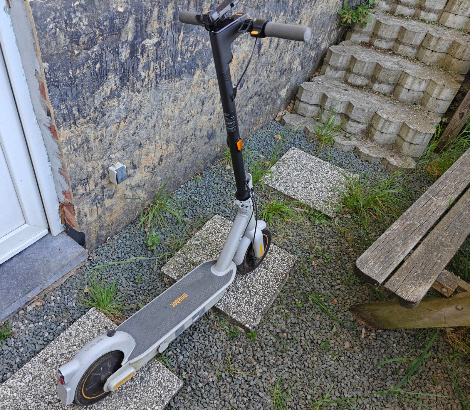 Segway Ninebot KickScooter MAX

G30LE II - Comme neuve, 177k, Vélos & Vélomoteurs, Trottinettes, Enlèvement ou Envoi, Comme neuf