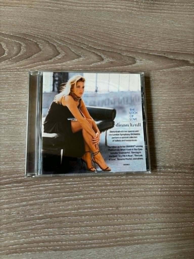 Diana Krall cd, the look of love. voor slechts 2 euro., Cd's en Dvd's, Cd's | Jazz en Blues, Ophalen of Verzenden, Zo goed als nieuw