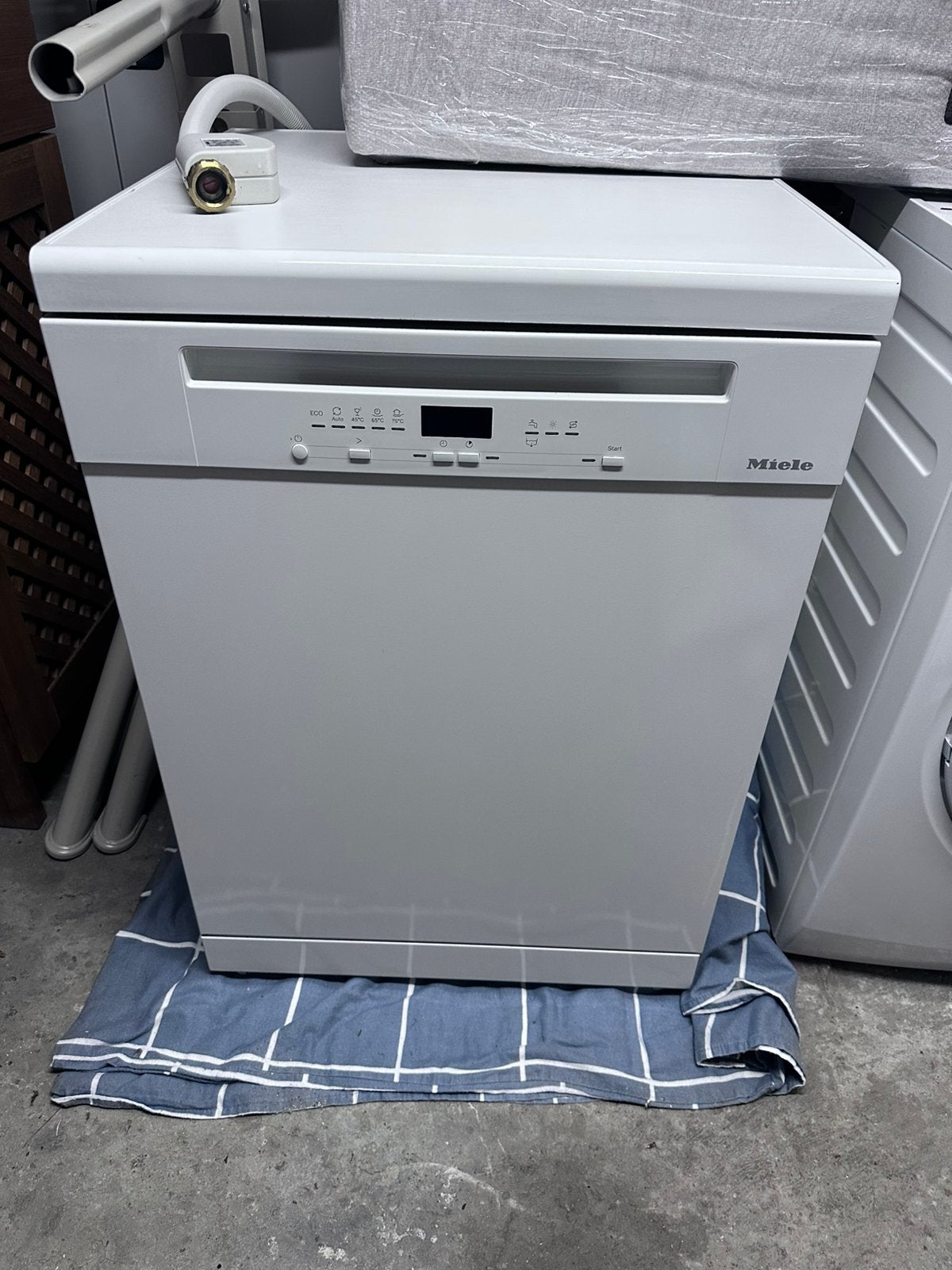 MIELE Vaatwasser QuickPowerWash AutoOpen, Ophalen, Zo goed als nieuw, Vrijstaand