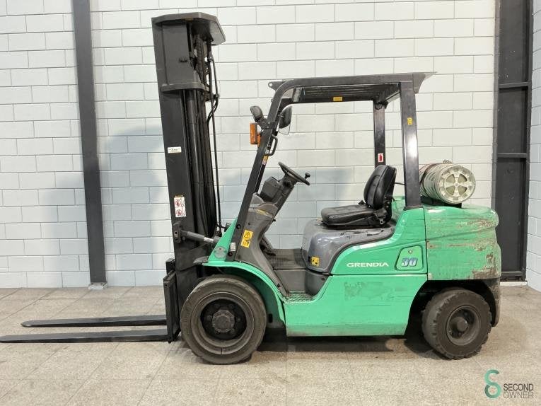 Mitsubishi FG30N, 3000 à 4000 kg, LPG, Chariot élévateur, Mitsubishi