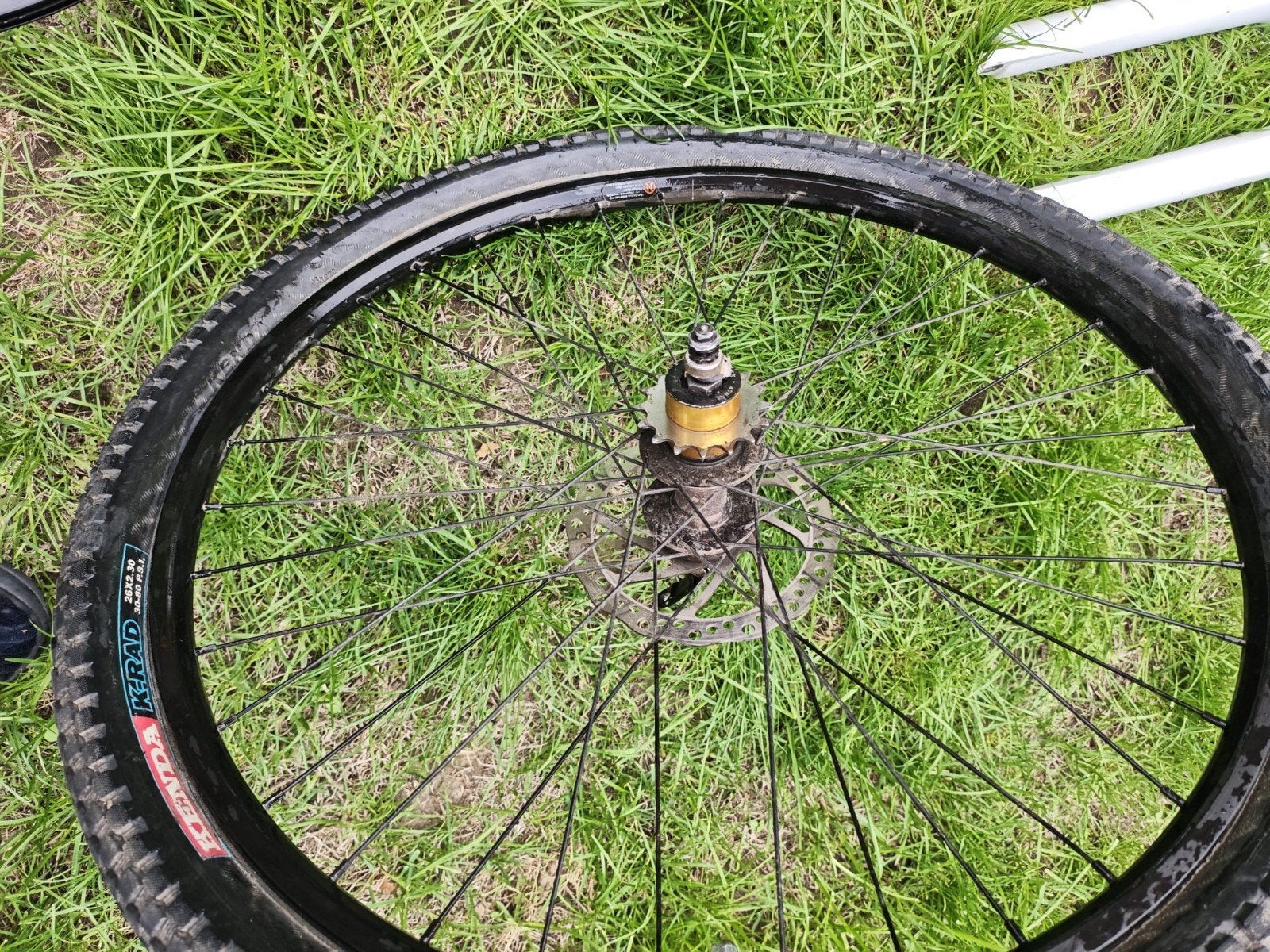 Mountainbike onderdelen, Vélos & Vélomoteurs, Pneu, Enlèvement, Utilisé, Mountainbike