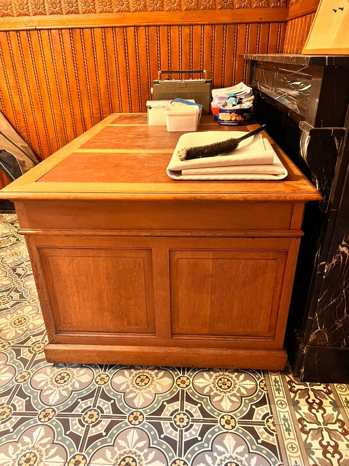 Massieve eiken bureau, Antiek en Kunst, Ophalen