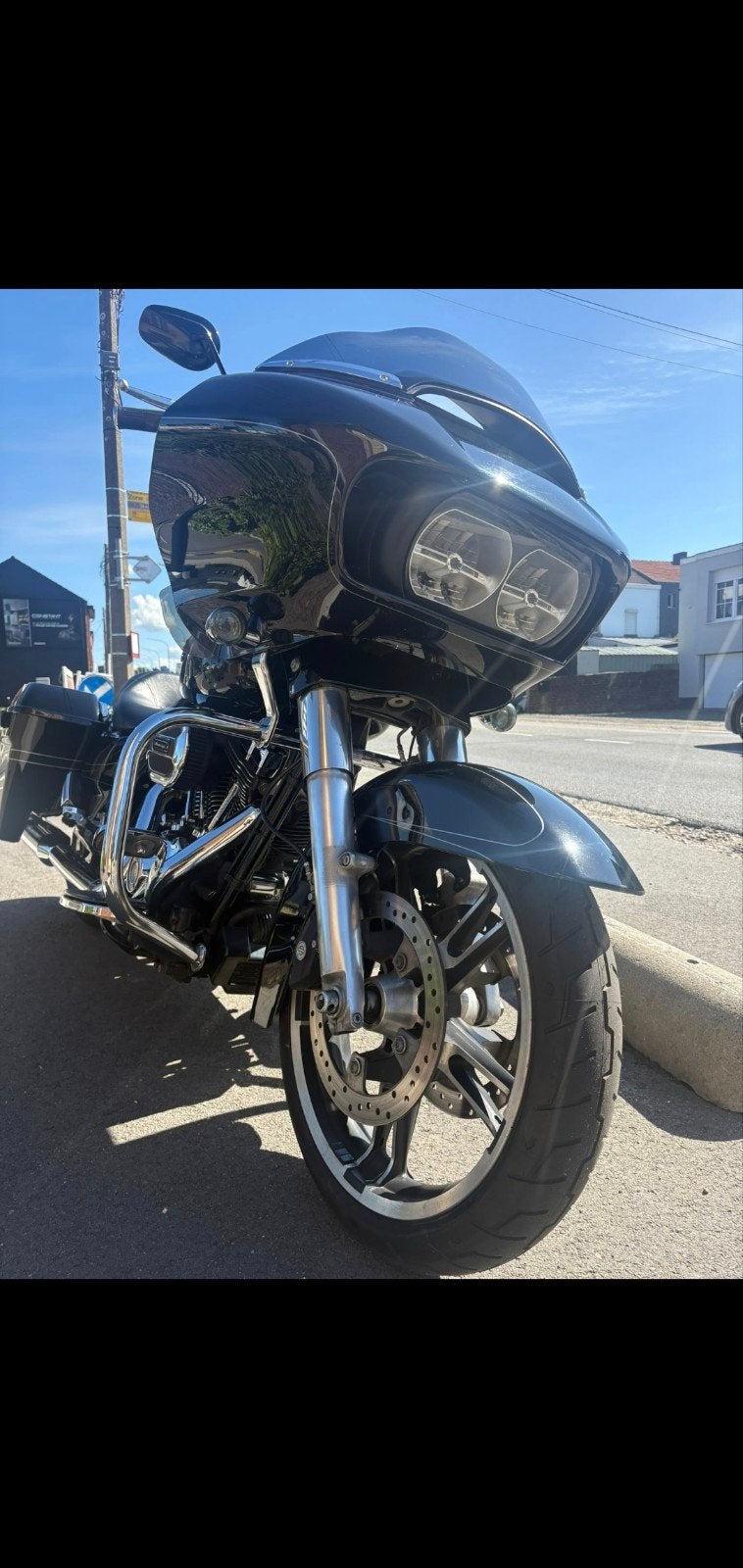 Harley Davidson Road Glide, Motos, Particulier
