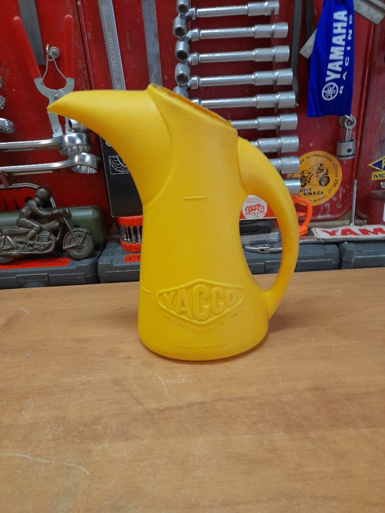 ancien broc eau huile yacco 2 litres bidon, Envoi, Utilisé, Autres types