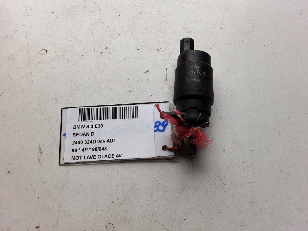 LAVE-GLACE POMPE AVANT BMW 3 serie (E30 / 2) (E30 / 4), Mevr. I. Hauben, Utilisé, BMW, Rue de l'Espoir 34 34
4030  GRIVEGNÉE, BE