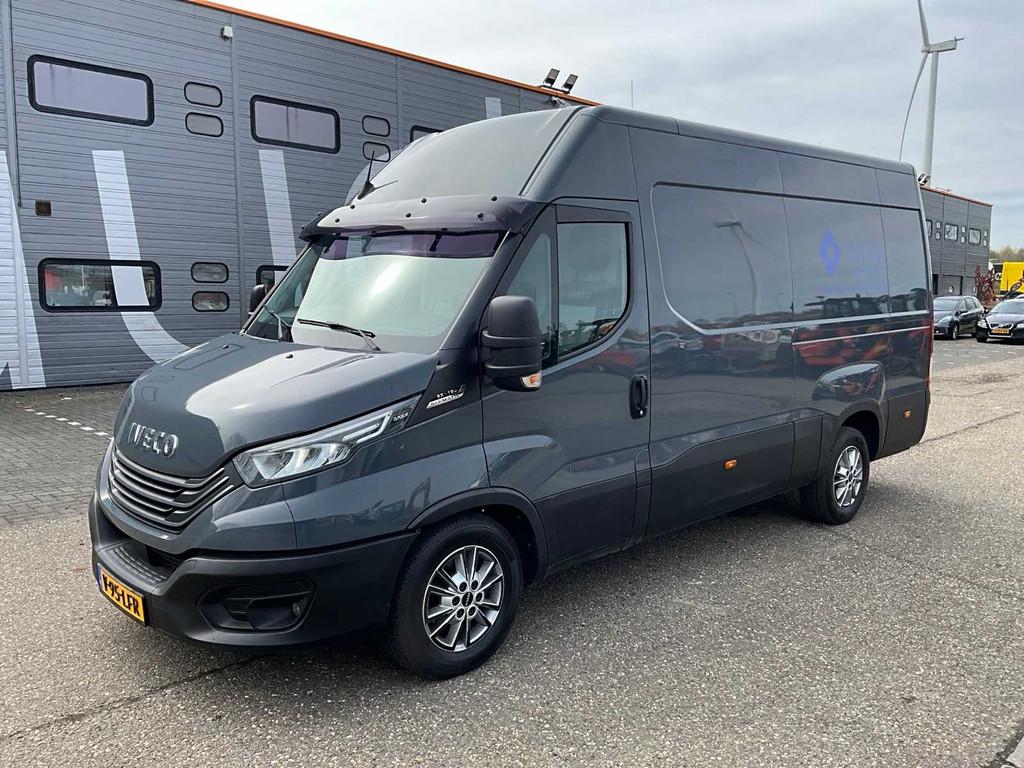 2022 Iveco Daily 35S18 3.0 Bedrijfswagen V-95-LFR, Auto's, Automaat, Gebruikt, Euro 6, Iveco