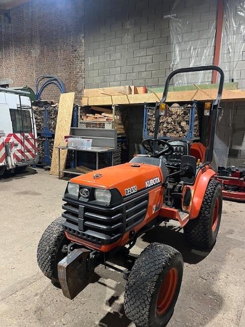 kubota b2410, Zakelijke goederen, Landbouw | Tractoren, tot 2500, Overige merken, tot 80 Pk, Gebruikt, Ophalen